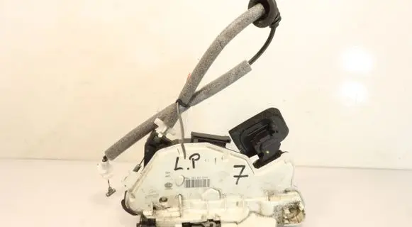 Seat Toledo IV (NH) Front door lock