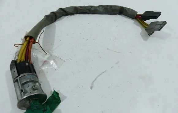 Renault Kangoo I Ignition lock IMPRK735359