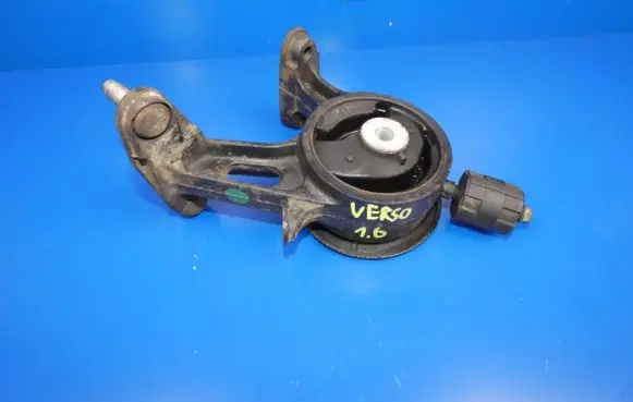 Toyota Verso Engine mount vacuum valve 