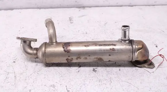 Volkswagen Crafter EGR valve cooler 076131512F