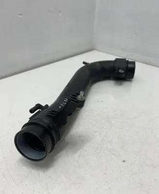 Ford Turneo Courier Air intake hose/pipe 6V616C784AE 6V616C784BE