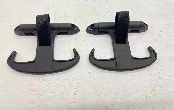 Audi A6 S6 C6 4F Tie down hook / loop 6Y5867615QTC