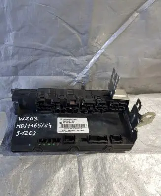 Mercedes-Benz C W203 SAM control unit 2035451801