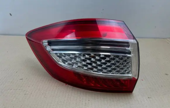 Ford Mondeo MK IV Rear/tail lights BS7113405B