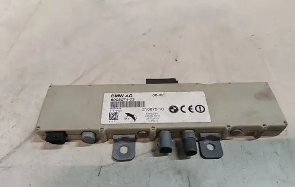 BMW 5 E39 Aerial antenna amplifier 690607403