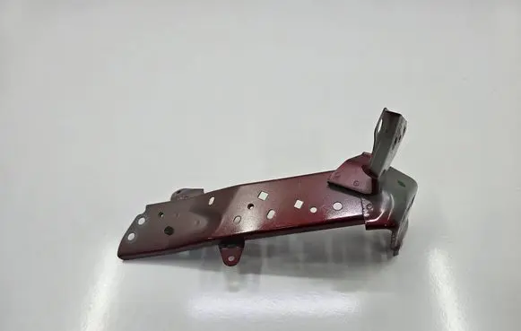 Mazda CX-5 II Fender mounting bracket KB7WLL