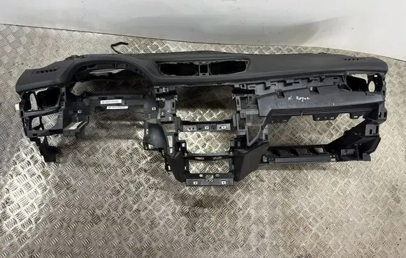 Nissan Rogue Dashboard 682006FL0A 682006FL0B L00P32169080183