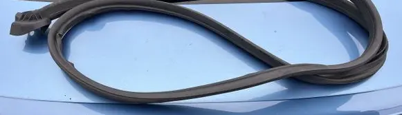 Volvo C70 Trunk rubber seal (body) 09466698