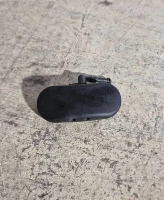 Audi A6 S6 C5 4B Windshield washer spray nozzle 8e0955988