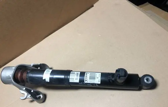 Volvo XC60 Rear shock absorber/damper P32246754 EM470601