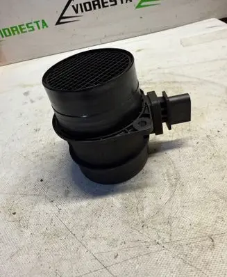 Audi A4 S4 B8 8K Mass air flow meter 0281002735 22172881 03G906461C