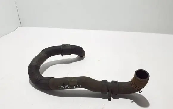 Renault Trafic III (X82) Engine coolant pipe/hose 215013745R