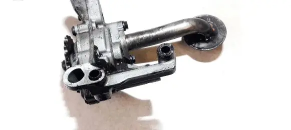 Volkswagen Golf V Oil pump 038115121a 113550202