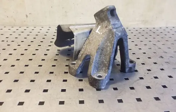 Audi A5 8T 8F Engine mounting bracket 8K0199307AQ