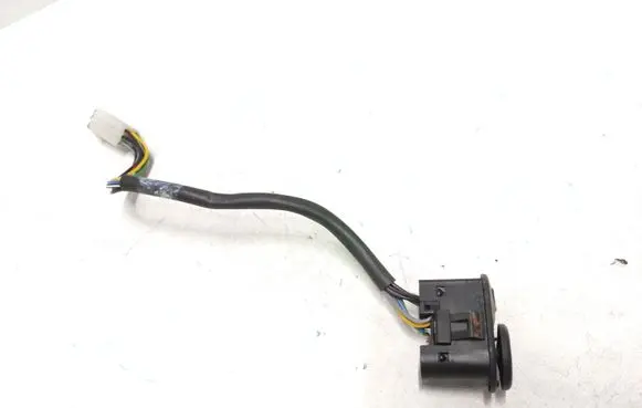 Opel Omega B1 Wing mirror switch 90492256
