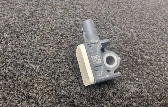 Audi A7 S7 4G Airbag deployment crash/impact sensor 4H095965A
