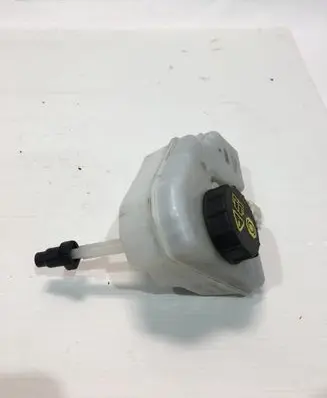 Jaguar F-Pace Brake fluid reservoir 