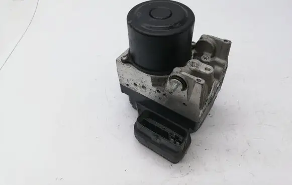 Toyota RAV 4 (XA30) ABS Pump