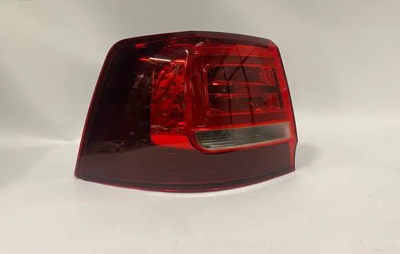 Volkswagen Sharan Rear/tail lights 7N0945207