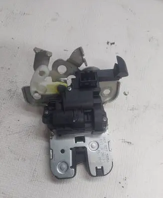 Audi A7 S7 4G Tailgate/trunk/boot lock/catch/latch 8K9827505A 11173011