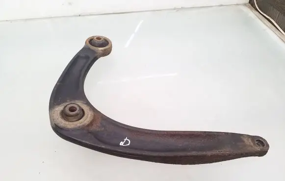 Peugeot Partner Front lower control arm/wishbone 566792