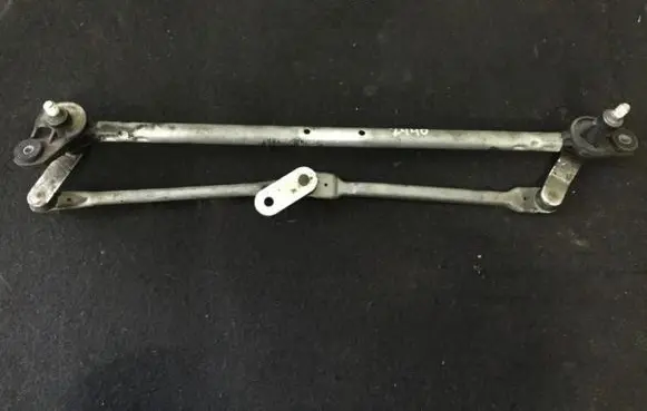 Ford Focus Front wiper linkage and motor