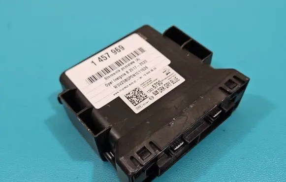 Opel Insignia B Central body control module 13536790 IMPRK1457969