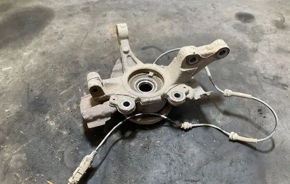 Fiat Doblo Front wheel hub