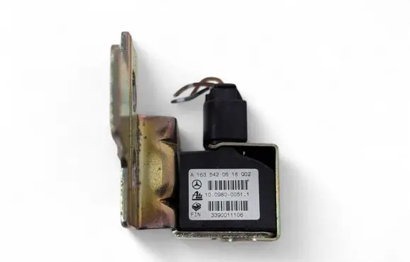 Mercedes-Benz SLK R170 ESP acceleration yaw rate sensor A1635420618