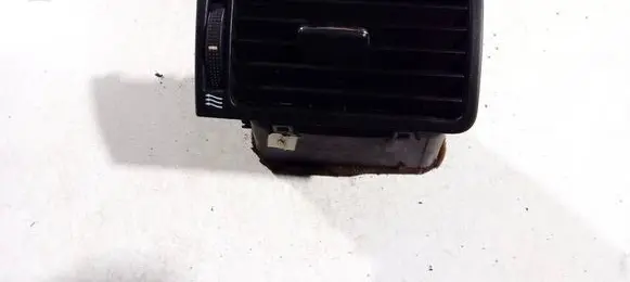 Toyota Corolla E120 E130 Dash center air vent grill