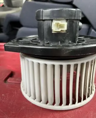 Heater fan/blower
