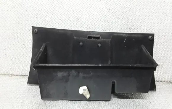 Chrysler 300 - 300C Glove box 1054230