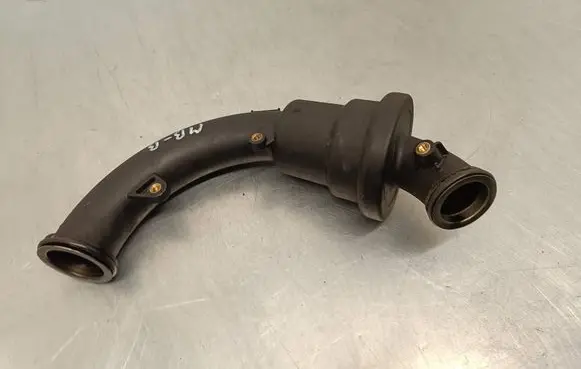 Mercedes-Benz B W246 W242 Intercooler hose/pipe A6511400387 4012203C