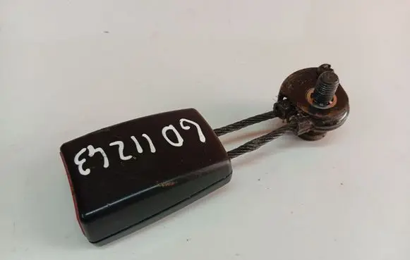Seat Altea Rear seatbelt buckle 33047663