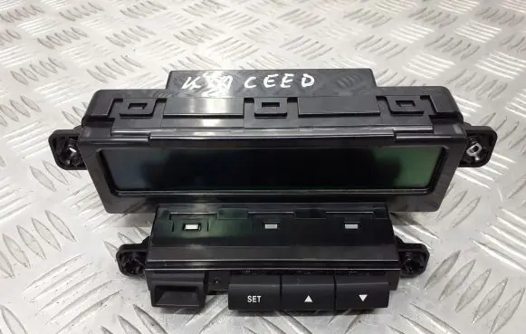 KIA Ceed Screen/display/small screen 97510-1H700