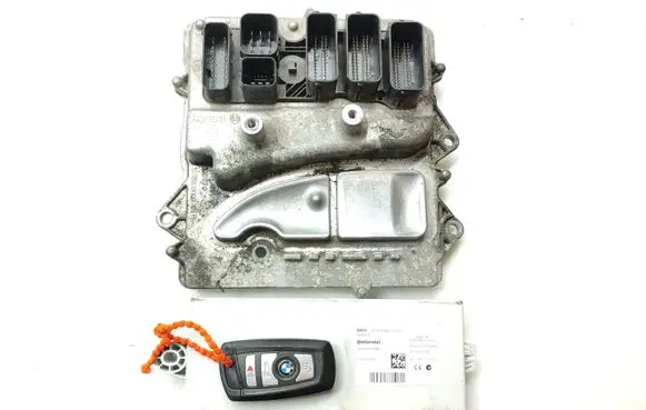 BMW X3 F25 Engine ECU kit and lock set 7638781 0261508148 9282116