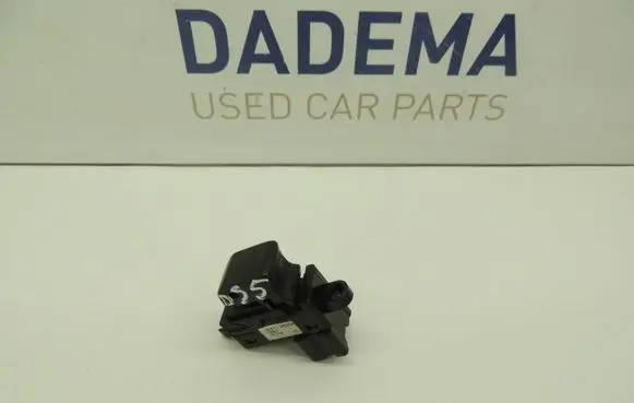 Nissan Qashqai Electric window control switch 25411