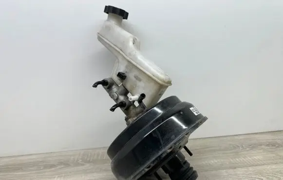 KIA Sportage Brake booster 585002Y820 591102Y900 3930