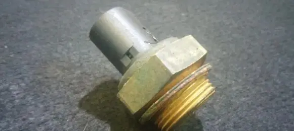 Coolant temperature sensor