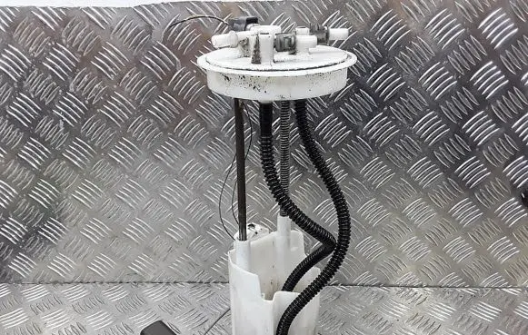 Renault Trafic II (X83) Fuel injection high pressure pump