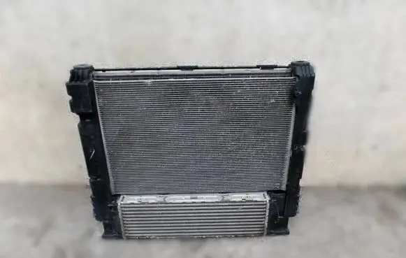 BMW X3 F25 Coolant radiator 8623369 7823571 7593847