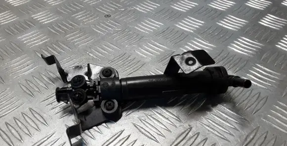 Headlight washer spray nozzle
