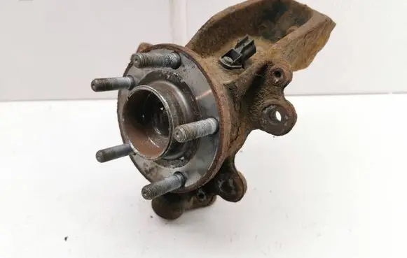 Volvo C30 Front wheel hub 3M513K170