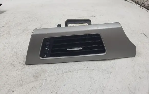 BMW 3 E90 E91 Dashboard side air vent grill/cover trim 