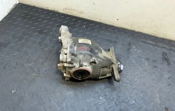 BMW X3 F25 Rear differential 8658462 1215071304440010 NA35764338