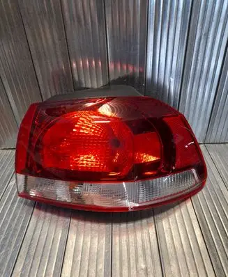 Volkswagen Golf VI Tailgate rear/tail lights 5K0945096G