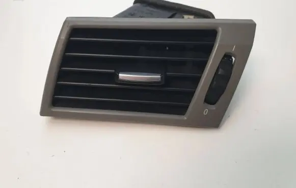 BMW X3 E83 Dashboard side air vent grill/cover trim 3415973