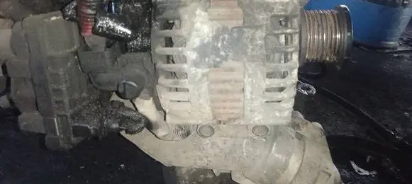 Mercedes-Benz ML W164 Generator/alternator 0121813005 A6291500450