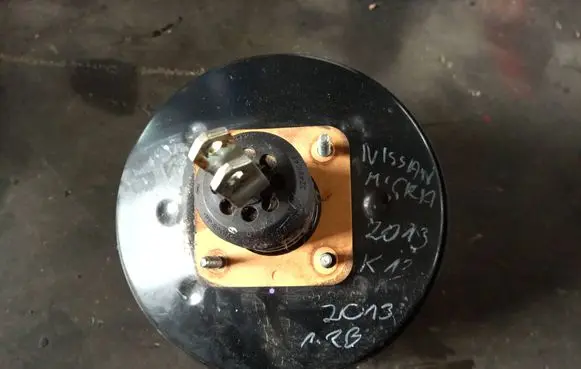 Nissan Micra Brake booster 460071hb2a 00242473