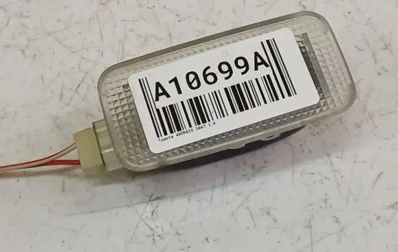 Toyota Avensis T250 Other interior light 8124005041